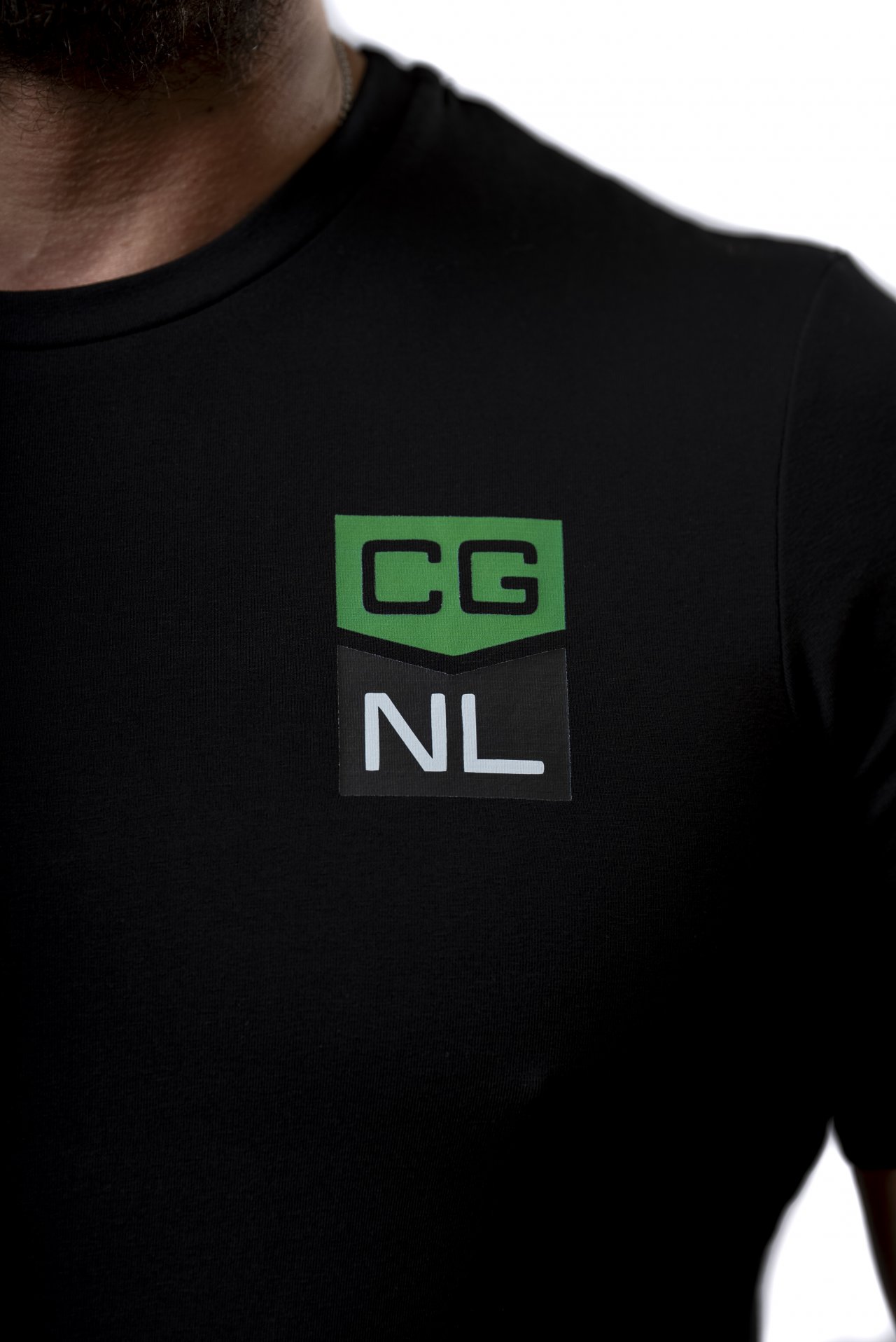 черная базовая футболка CGNL прямого кроя