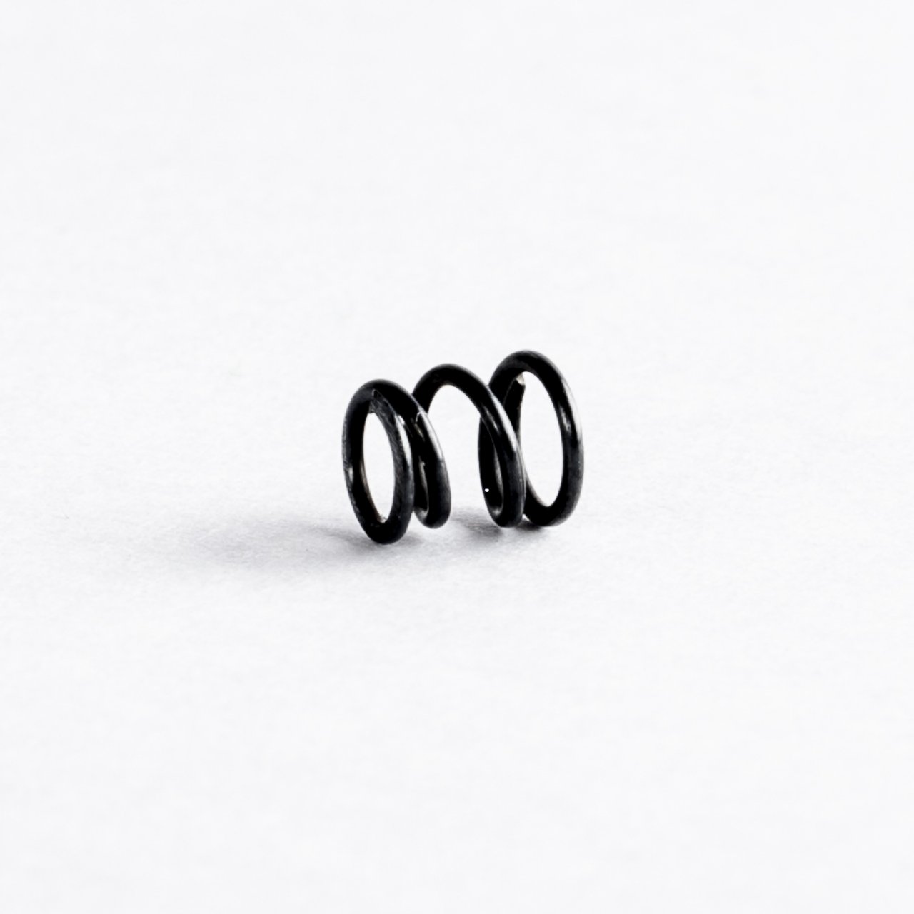 пружина экстрактора AR-15 CGNL пружина экстрактора AR-15